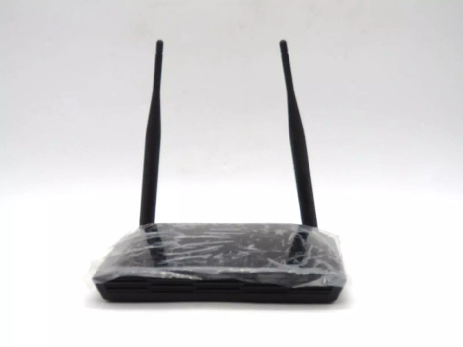 D-Link DIR-615 Wi-Fi Router with Fast Ethernet Ports and High-Gain Antennas
