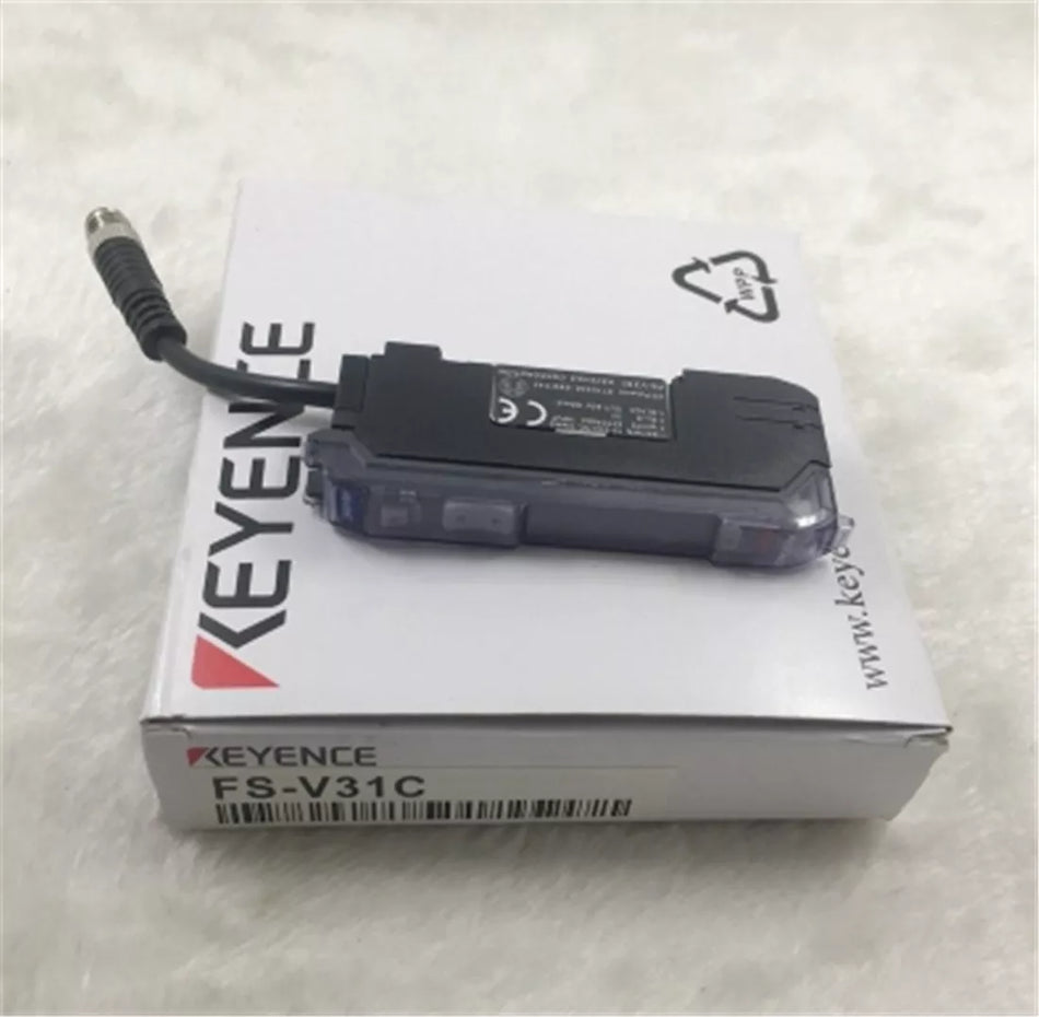 KEYENCE FS-V31C Digital Fiber Optic Amplifier Sensor Cable FSV31C