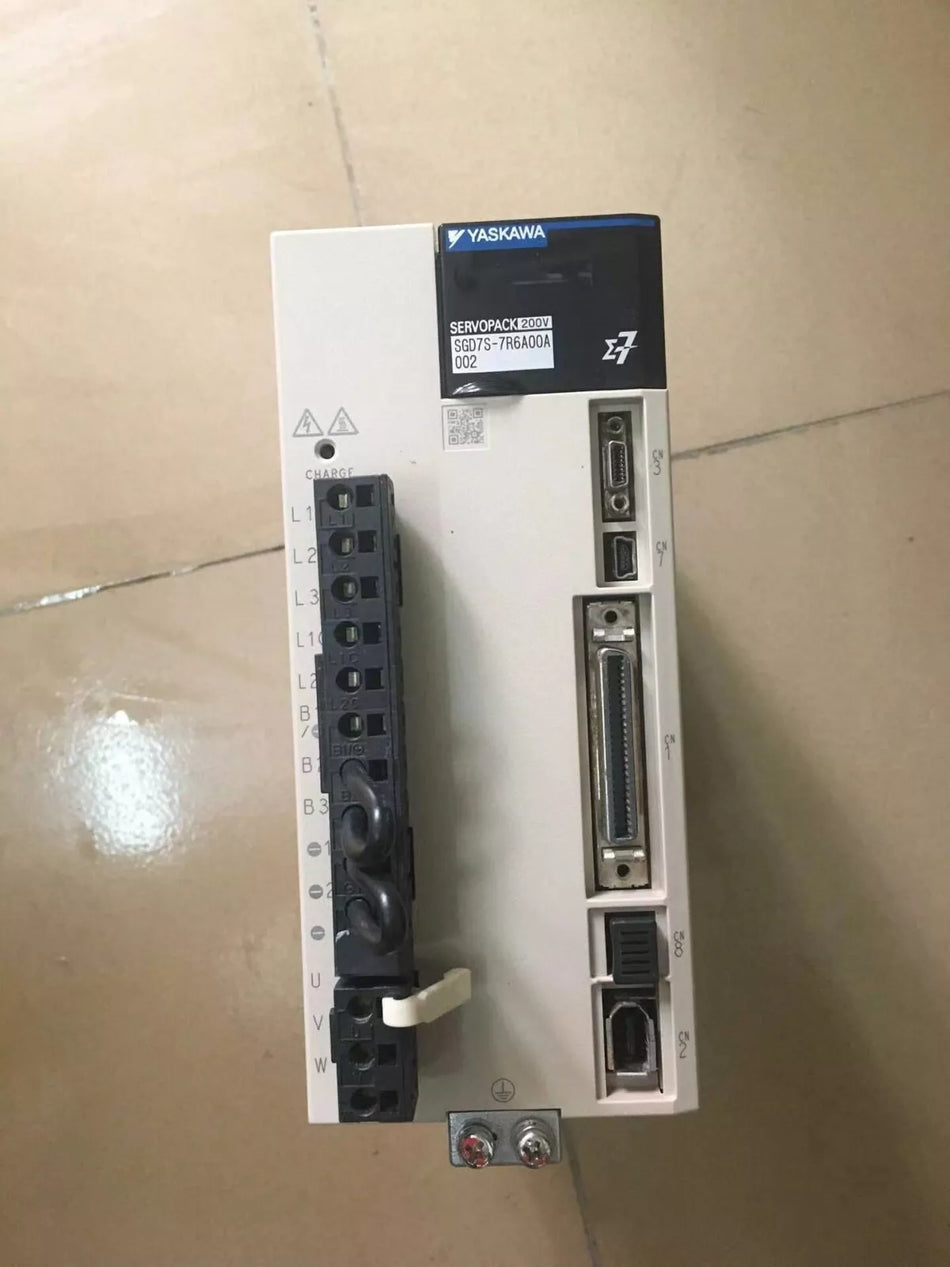1PC USED SGD7S-7R6A00A002 drive ( ) #N1083 YF