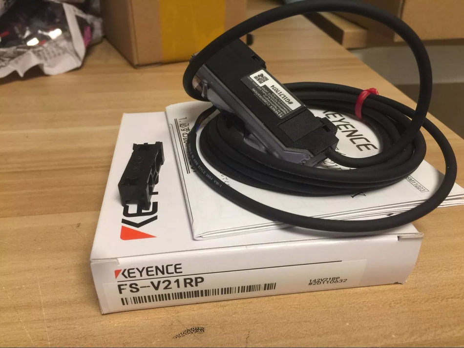 KEYENCE FS-V21RP Digital Fiber Optic Amplifier Sensor Cable FSV21RP In Box