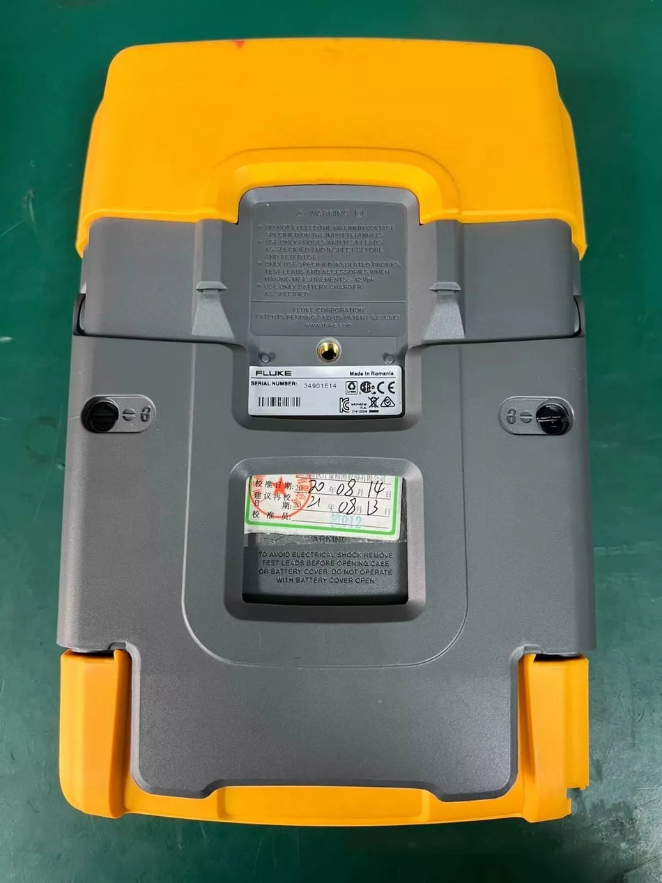 1PCS Used FLUKE 190-102 handheld oscilloscope