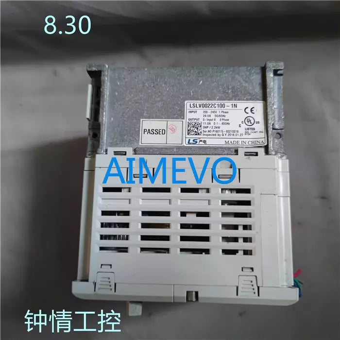 1PC USED Frequency converter LSLV0022C100-1N