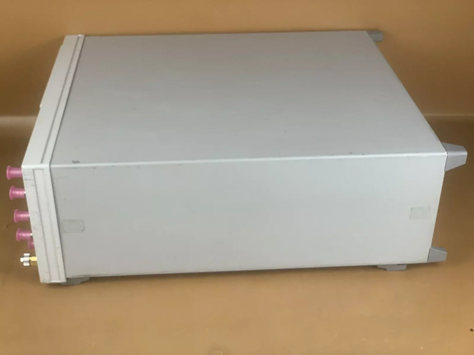 Keysight/Agilent E8257D PSG Microwave Analog Signal Generator, 250 KHz - 50 GHz