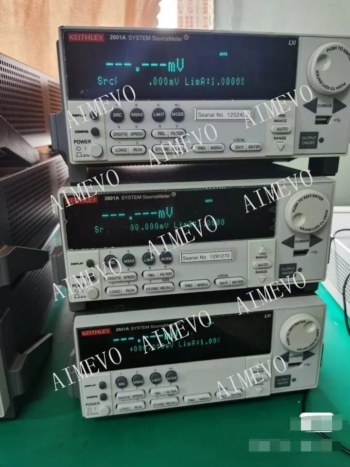 Keithley 2601A SYSTEM Sourcemeter SMU 40V 3A DC 6.5 Digit DMM USED