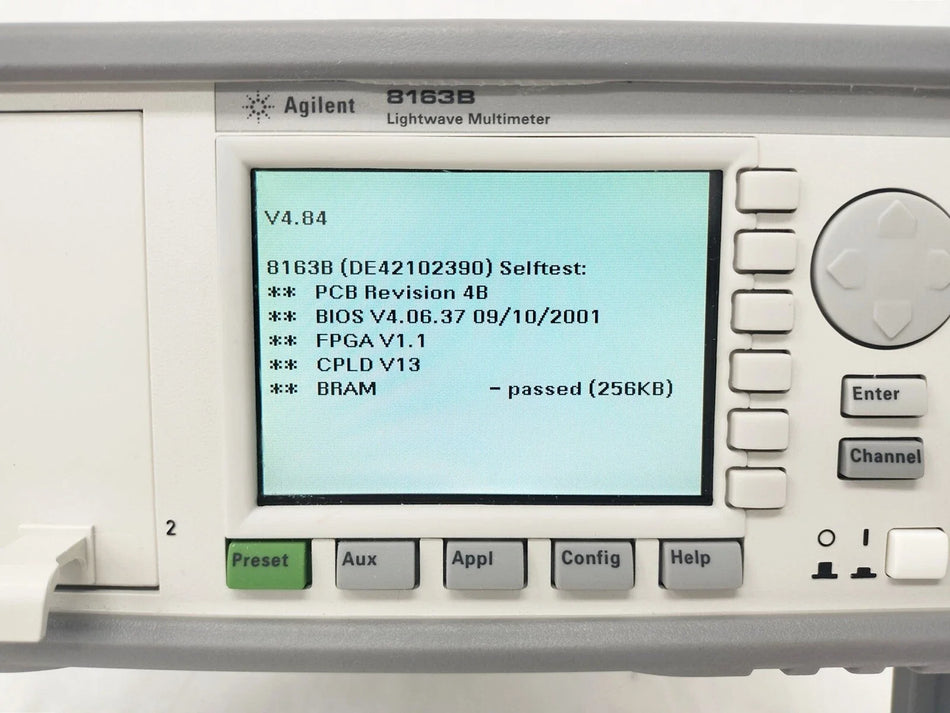 Agilent 8163B Lightwave Multimeter with Precision Measurement Capabilities