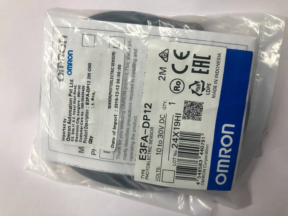 Omron E3FA-DP12 Photoelectric Sensor