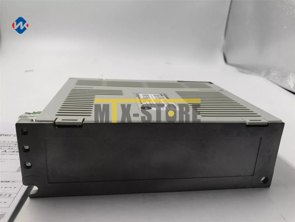1PCS New Mitsubishi MR-J2S-20B1-PF090T017 Servo Drive
