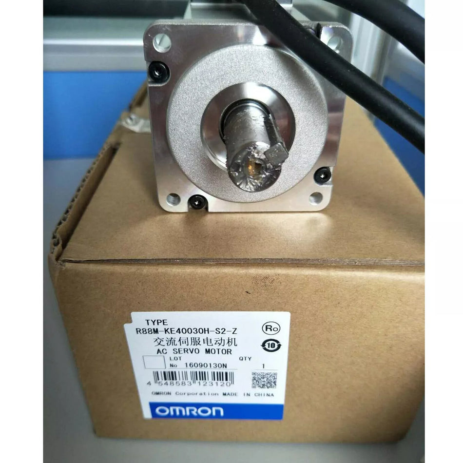 Omron R88M-KE40030H-S2 Servo Motor for Industrial Automation