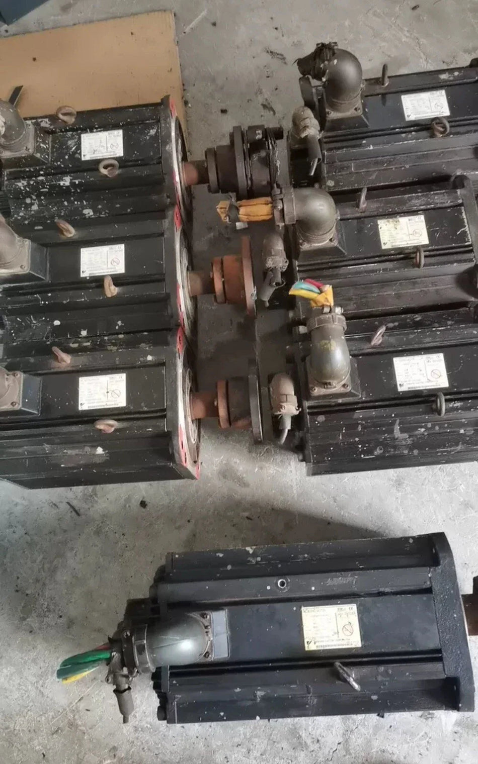 Compact and Efficient SGMGH-1AACA21 Servo Motor for Industrial Use