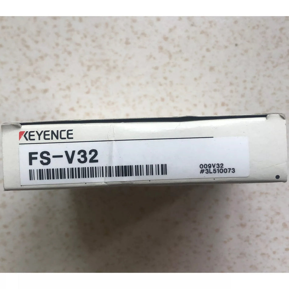KEYENCE FS-V32 Digital Fiber Optic Amplifier Sensor Cable FSV32