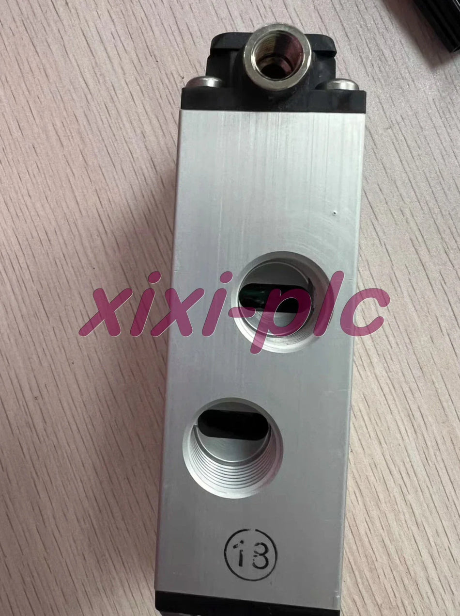 1pcs NEW Aventics 5711100300 Pneumatic Valve for Efficient Air Flow Control