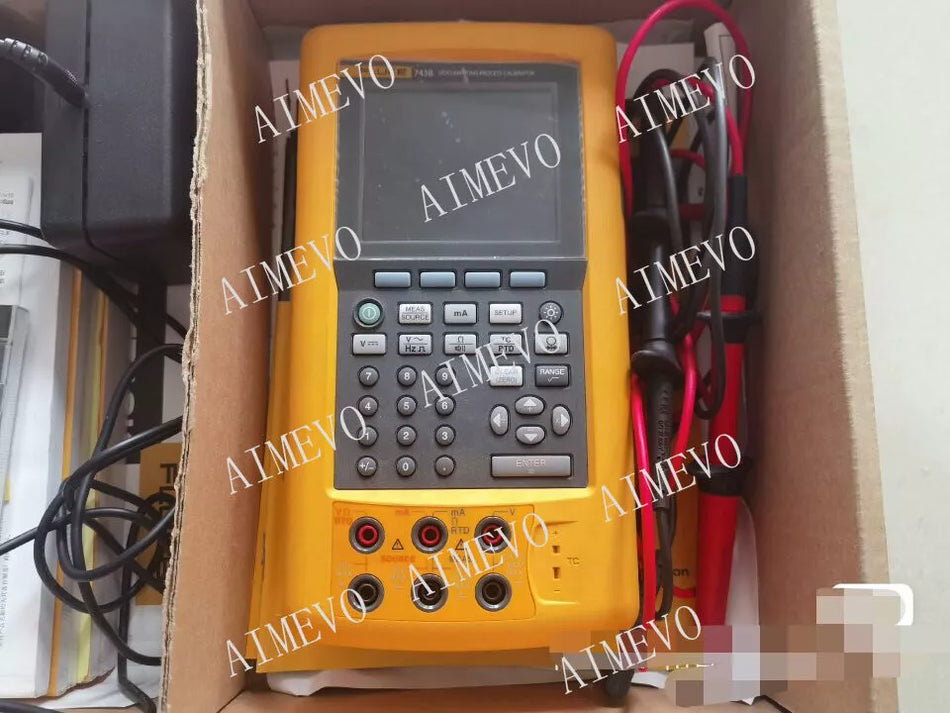Fluke 743B Documenting Process Calibrator new