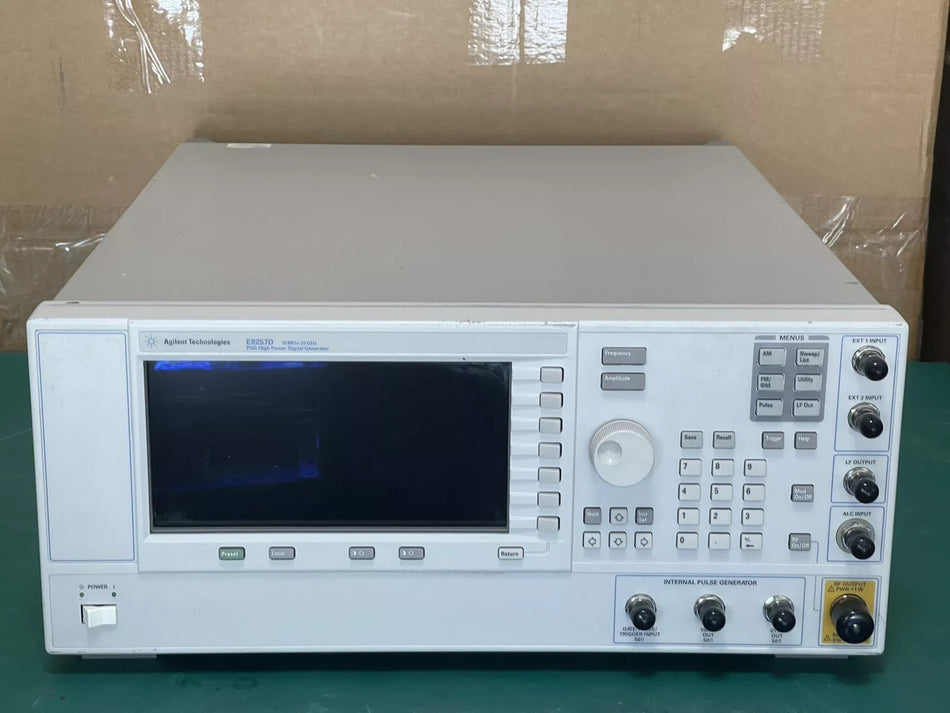 Agilent E8257D PSG Microwave Analog Signal Generator, 1E1 1EU 1EH 521 UNW UNY