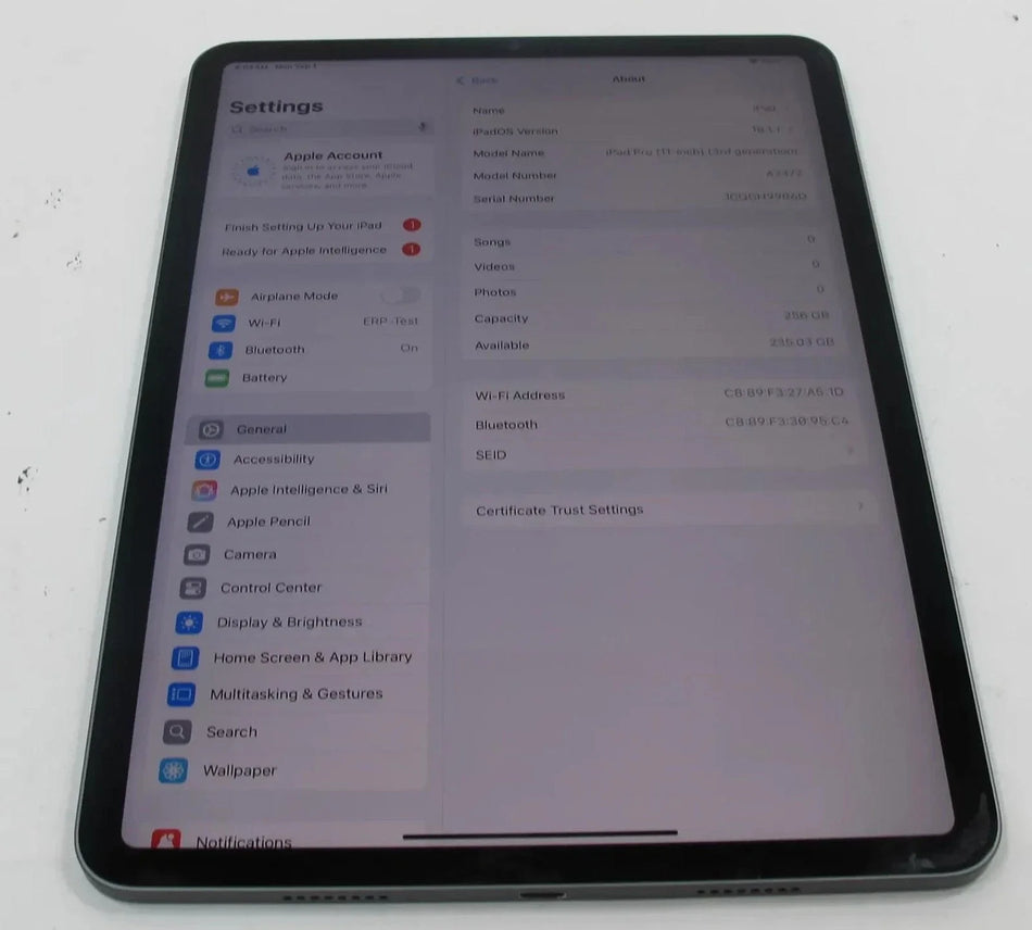 Apple iPad Pro 3rd Gen A2014 Wi-Fi 12.9-inch 256GB MTHX2LL/A - Good working