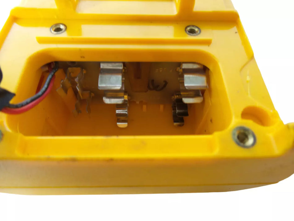 Fluke 27 Multimeter with Advanced Features and Reliable Performance