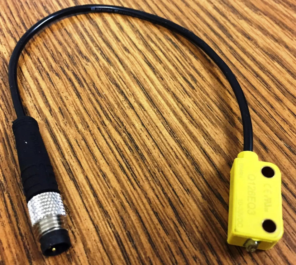 Banner Q126EQ3 Through-Beam Optical Sensor & Cable