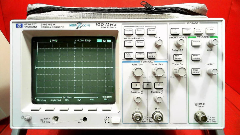 HP - Agilent - Keysight 54645A 100MHz Oscilloscope with 10074B probe