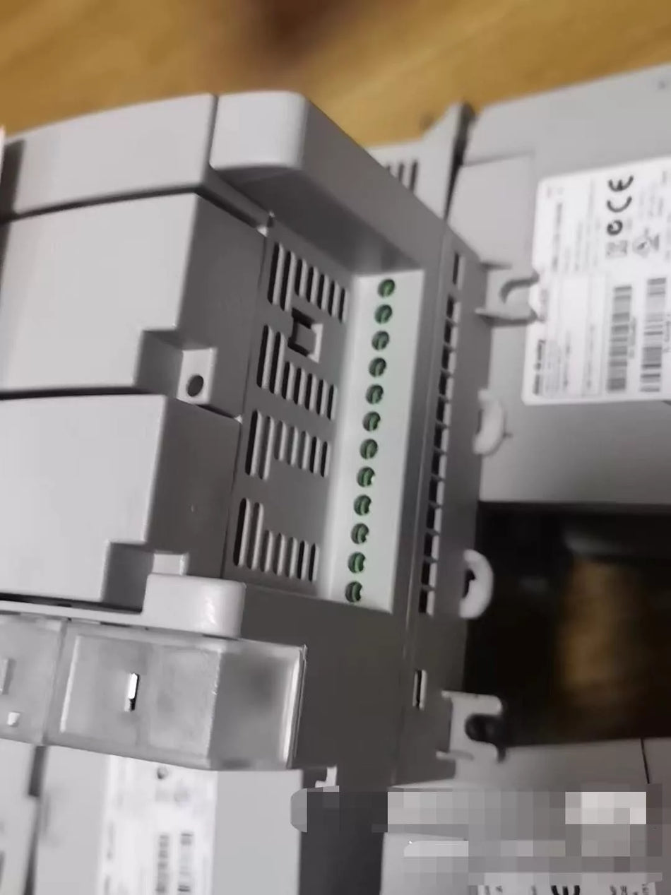 1pc USED 2080-LC30-10QVB TESTED #V3AR CH