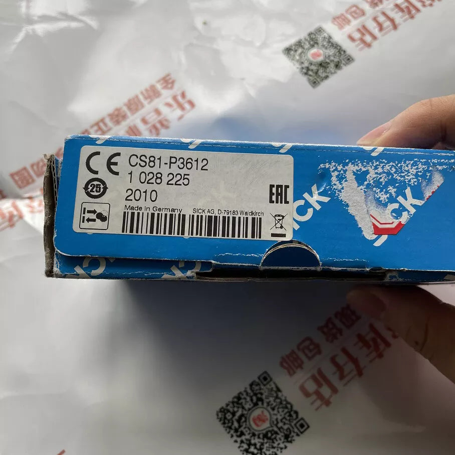 1PC New SICK CS81-P3612 1028225 CS81P3612 Proximity Sensor