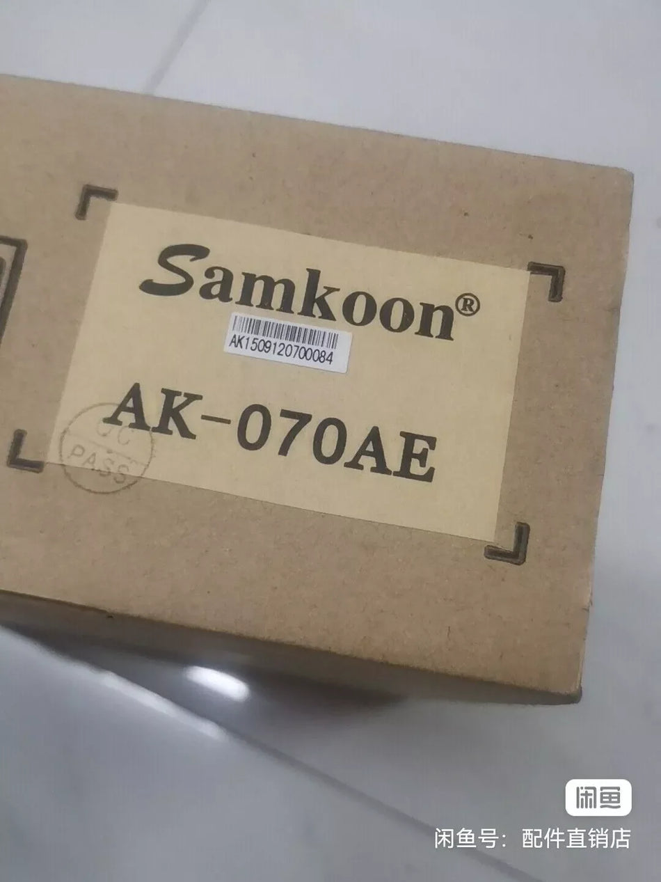 1 PC NEW Ak-070AE Touch Screen #B5836 CL