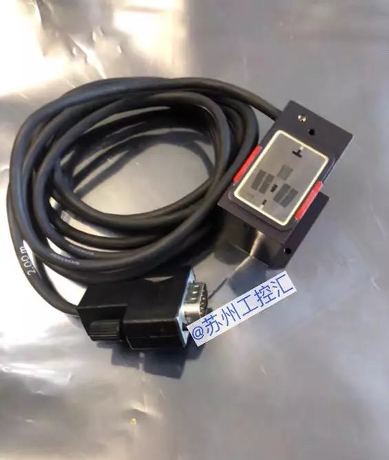 1 PC USED GOOD LIDA 19W 256746-02 Reading Head #B1806Y CL