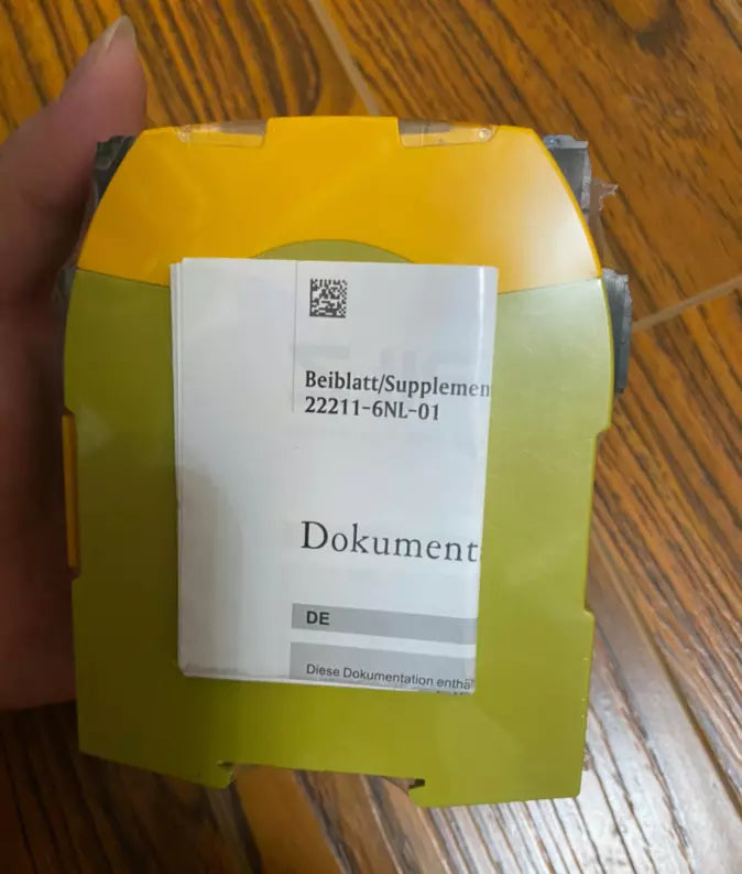 1 PC NEW Safety Relay PNOZ S10C 751110#B710 CL
