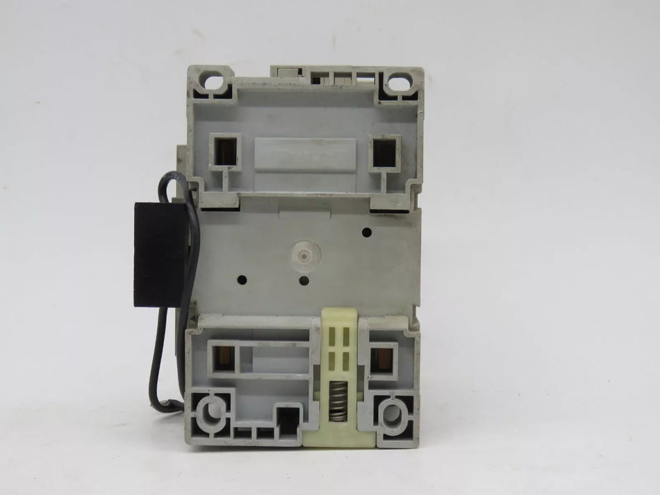 Allen Bradley 100C8500 Contactor 3 Pole Series A