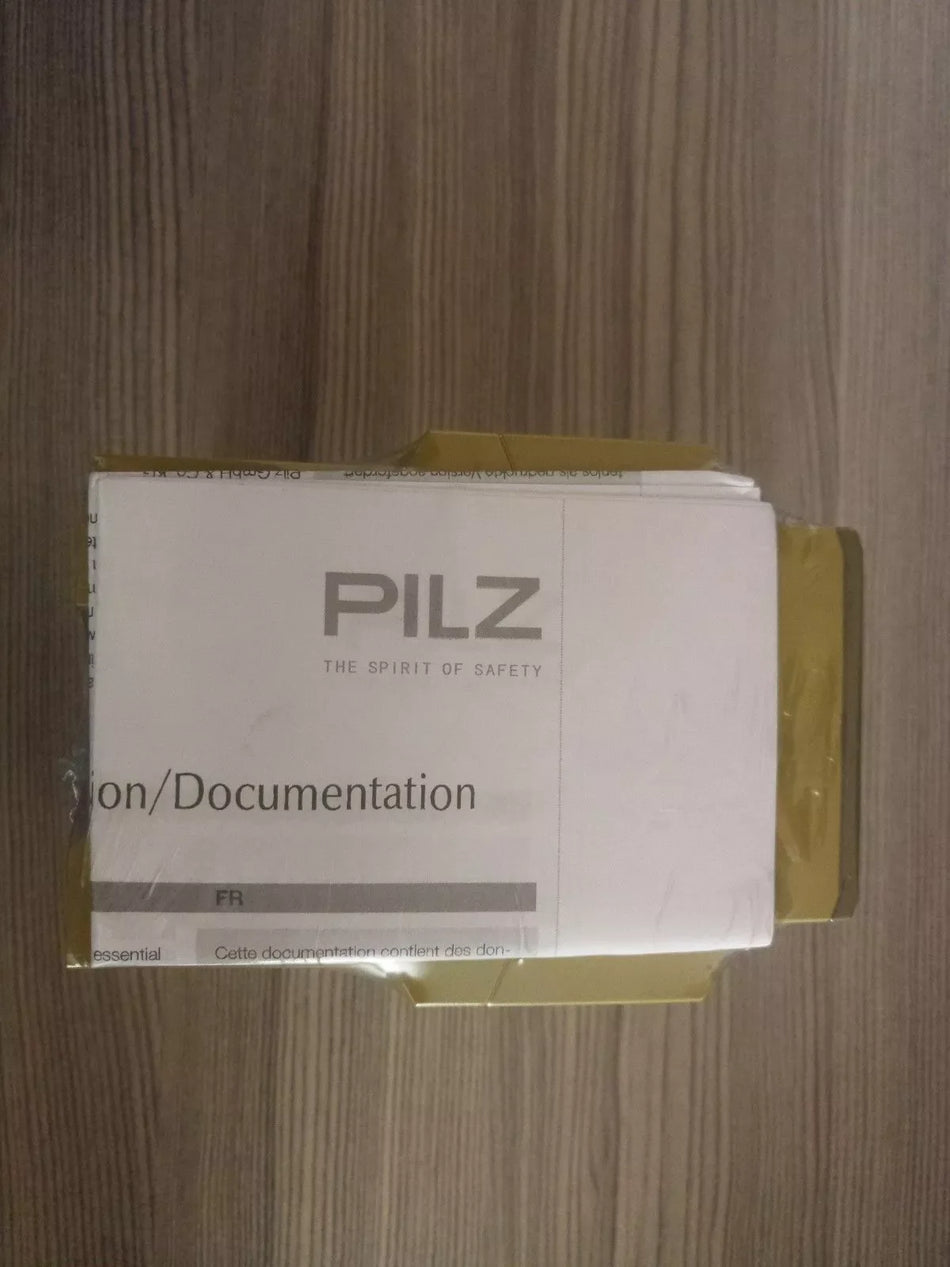 1PC NEW PILZ PNOZ 10 24VDC ID: 774009 Safety Relays #w5096 wx