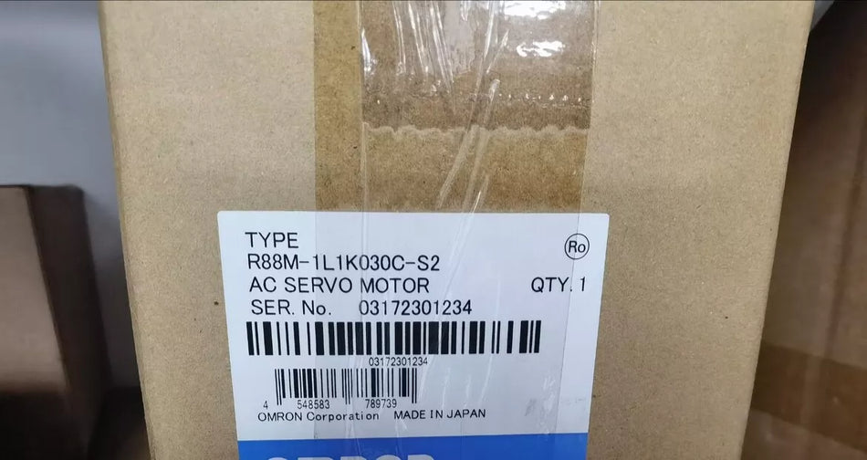 Omron R88M-1L1K030C-S2 Servo Motor for Industrial Applications