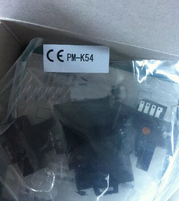 10PCS New Panasonic SUNX PM-K54 Micro Size Photoelectric U-shaped Slot Sensor