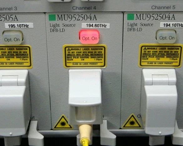 ANRITSU MU952504A 1540-1544nm +10dBm DFB-LD Light Source