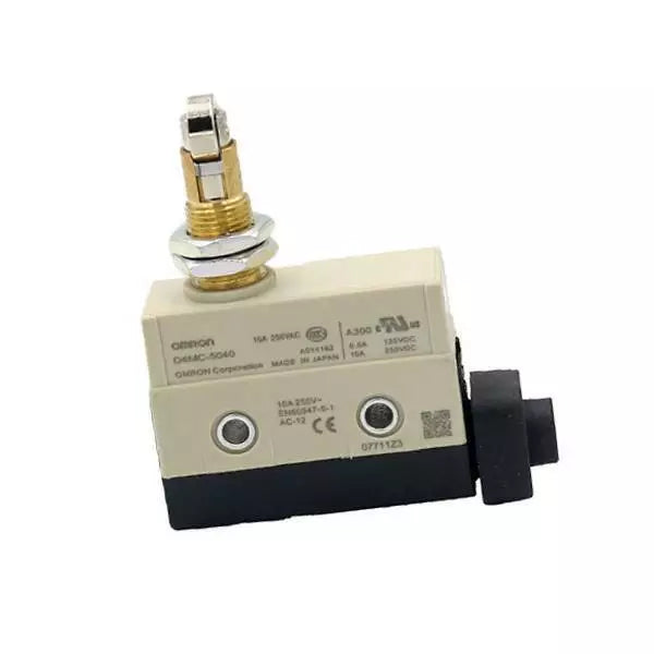 Omron D4MC-5040 D4MC5040 New Limit Switch 1PC