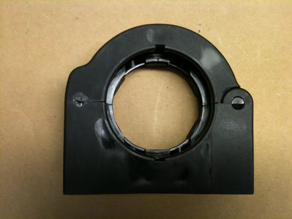 Kuka Model 00-105-812 52er Gripping Clamp with Blocking Slot Steel Closure