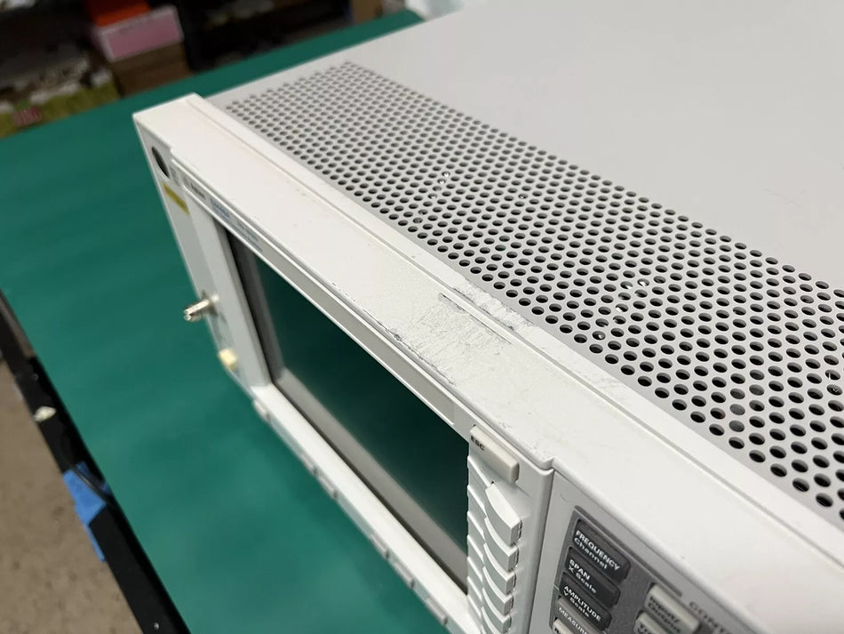 Keysight/Agilent E4446A-111 115 1DS 219 226 .3 Hz - 44 GHz