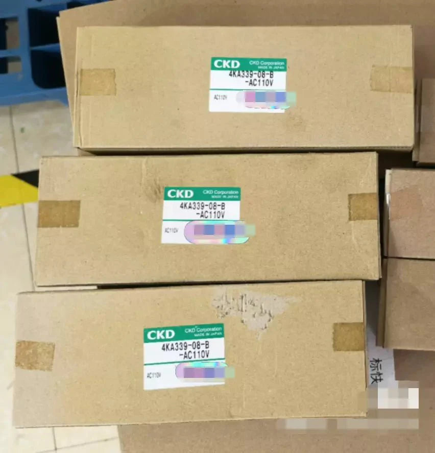 1 PC NEW 4KA339-08-B AC110V Solenoid Valve#B6959 CL