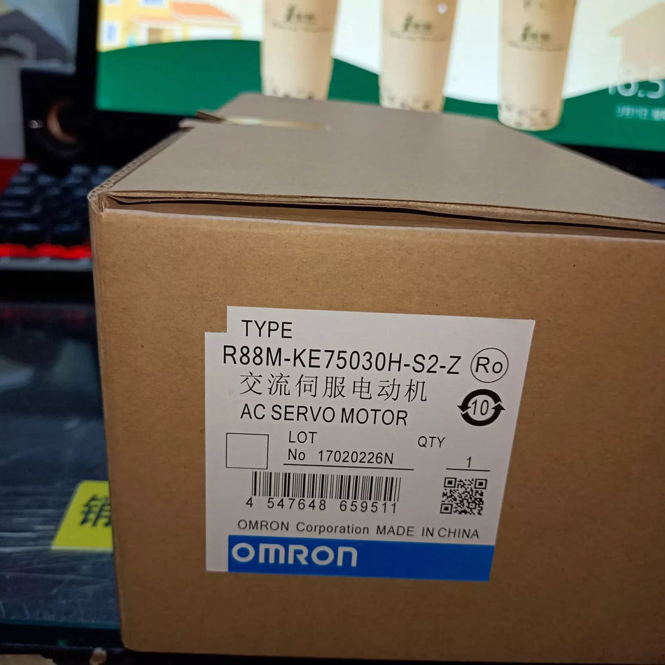 Omron R88M-KE75030H-S2-Z Servo Motor for Industrial Automation