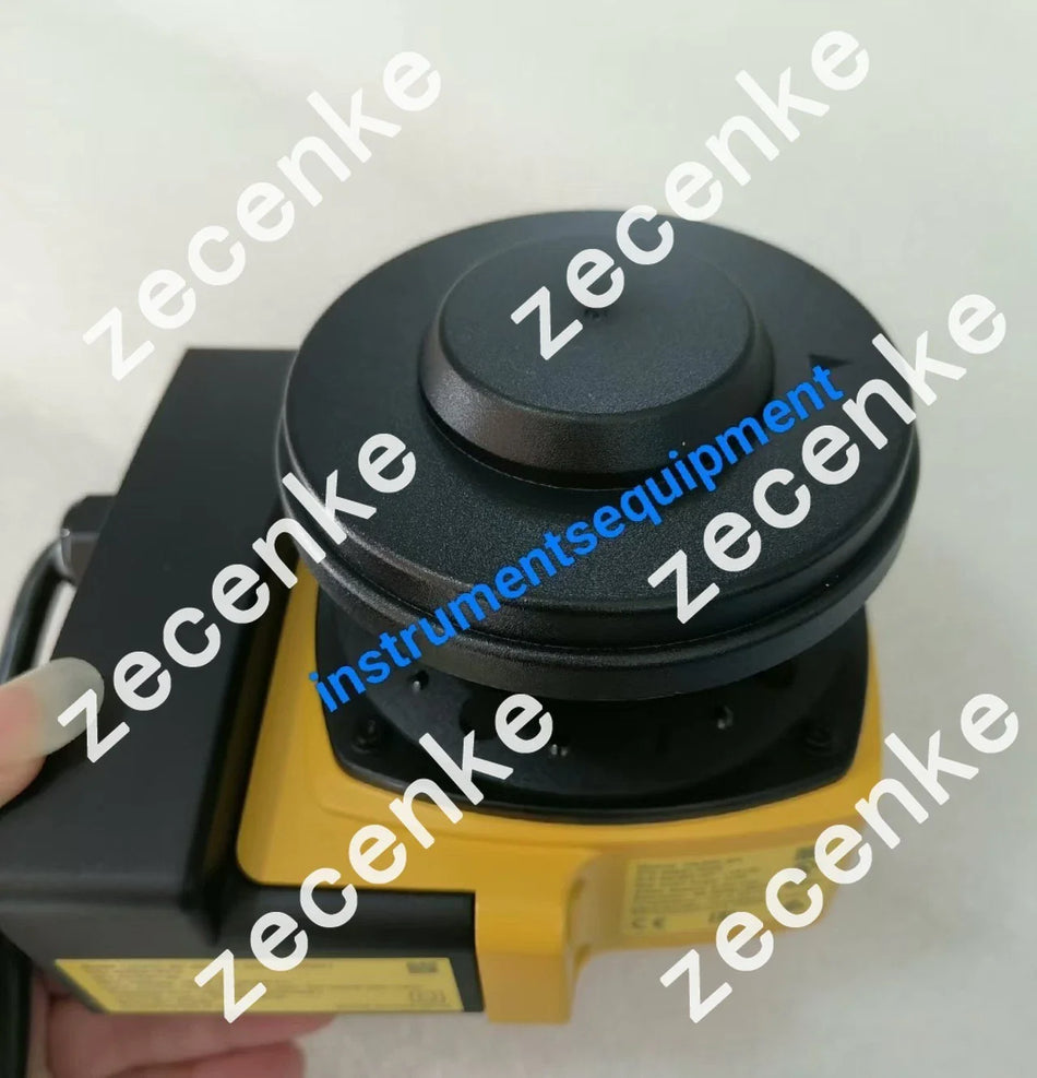 Used Omron OS32C-BP + OS32C-SN Sensor Set