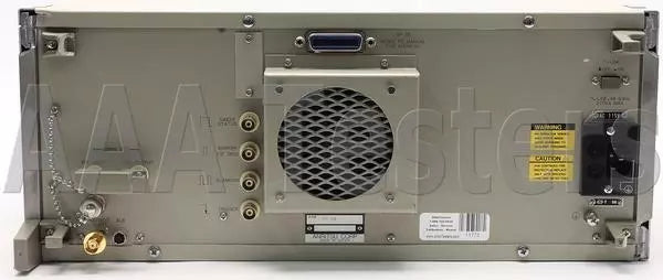 Anritsu MG3633A Synthesized Signal Generator 10 kHz to 2700 MHz Range w/ Opt 3 4