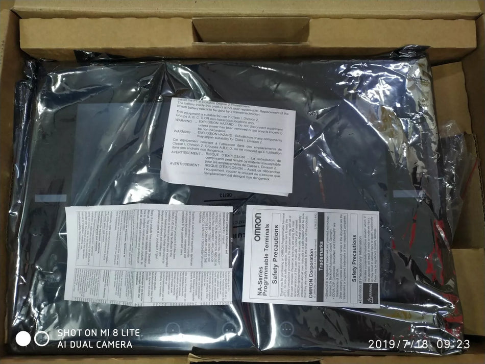 OMRON HMI NA5-12W101B-V1 Touch Panel - New In Box - Expedited Shipping