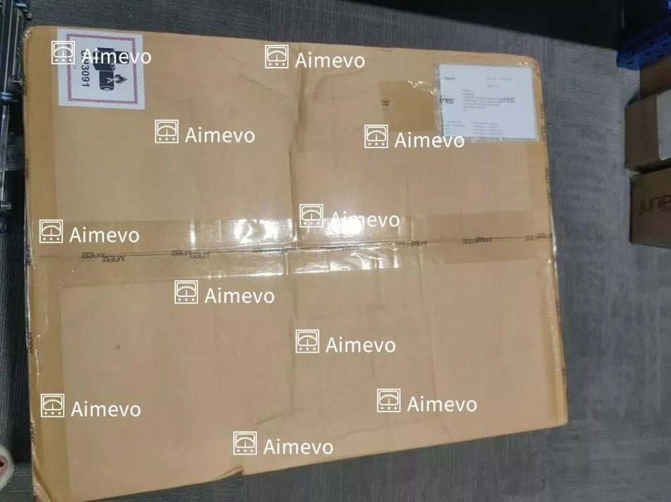 Juniper QFX5100-48T-AFO 48-Port 10G & 6-Port 40G Ethernet Core Switch