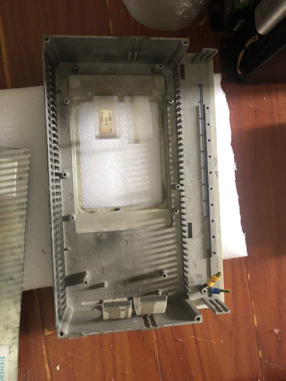 Siemens 6AV3525-1EA41-0AX0 COROS OP25 Operator Panel Enclosure