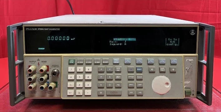 Fluke 5700A-NAF Opt. 03 Multifunction Calibrator SN 5980911