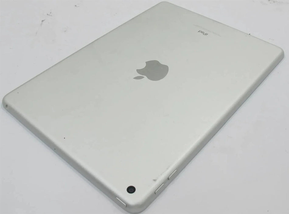Apple iPad 5th Gen A1822 9.7" 32GB Wi-Fi MP2G2LL/A - Good working