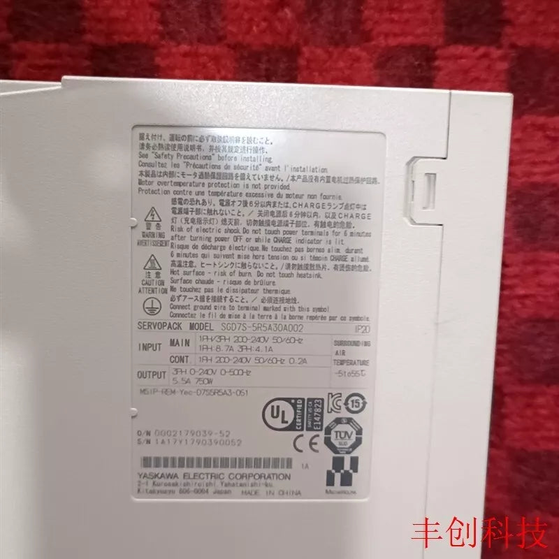 1 PC USED TEST OK SGD7S-5R5A30A002 Driver By DHL OR FedEx #B6606 CL
