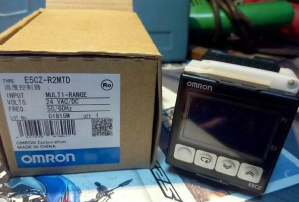 Omron E5CZ-R2MTD Temperature Controller in Box