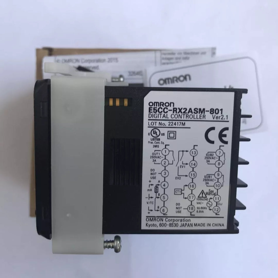 OMRON E5CC-RX2ASM-801 Temperature Controller
