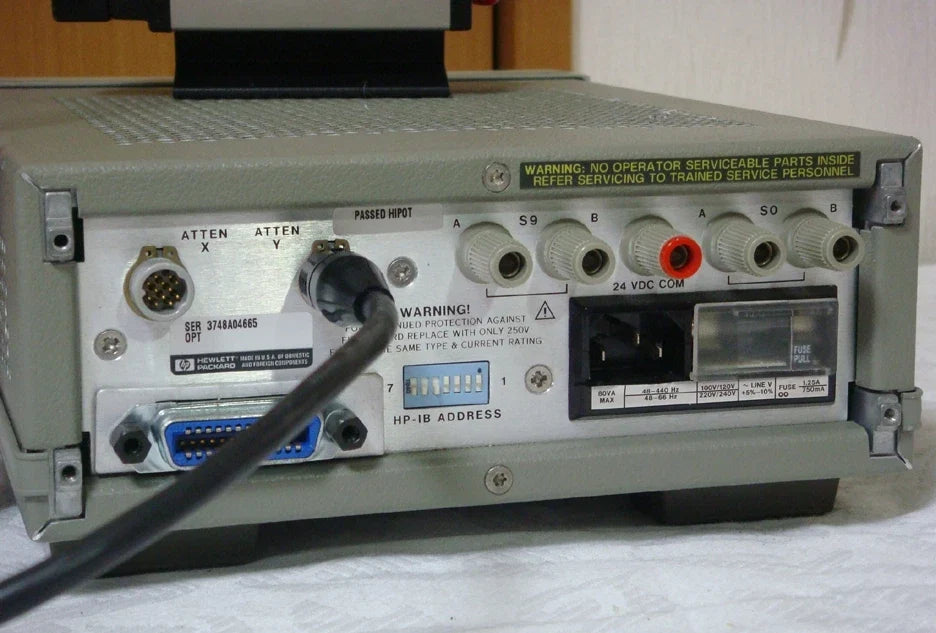 HP 11713A  Attenuator /Switch Driver
