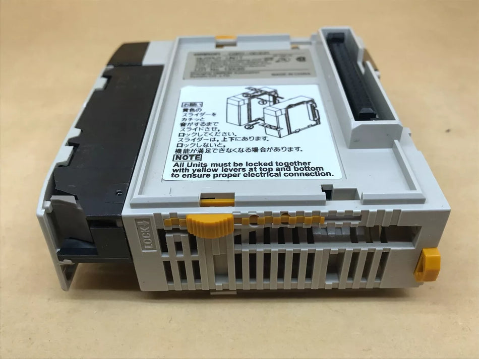 OMRON Output Unit CQM1-OC221 - New in Box