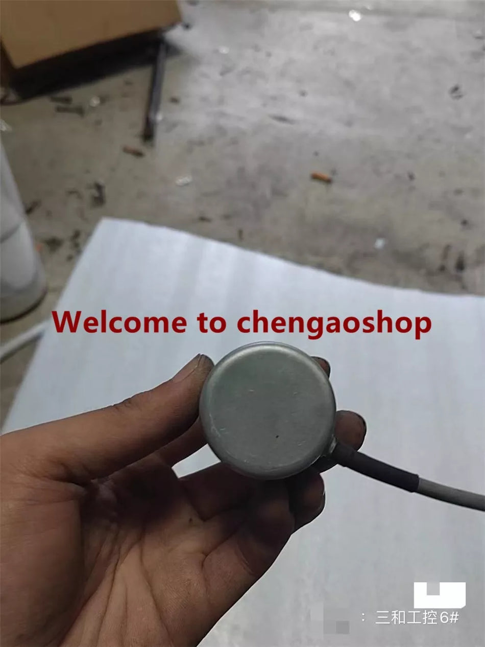 1PC Used Kubler 8.KIS40.1382.1024 encoder #T95O YS