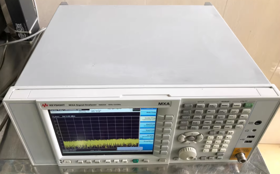 Agilent N9020A Spectrum Analyzer